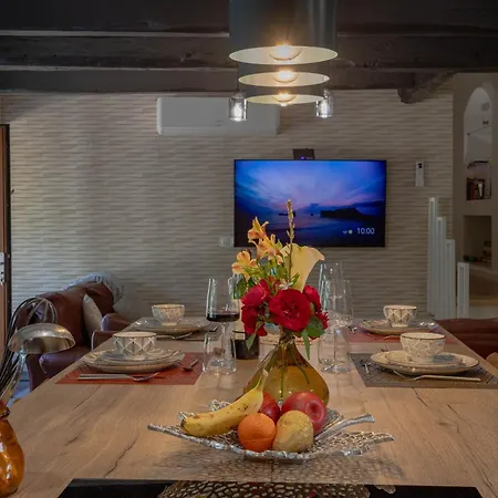 Semesterbostad Le Ruisseau Du Bejean